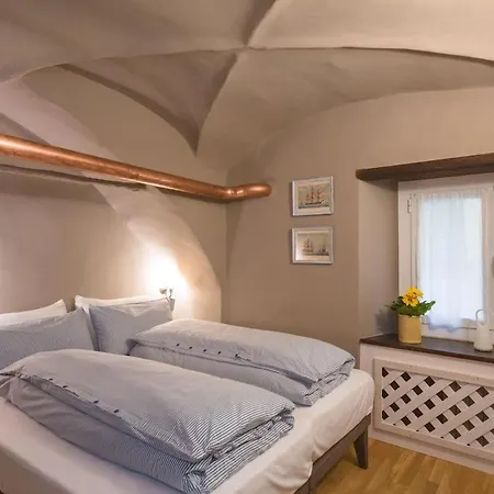 Canneto, Really Downtown 2 * ジェノヴァ