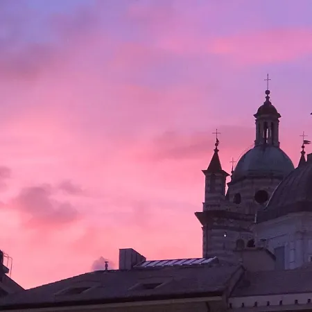 Canneto, Really Downtown 2 アパート