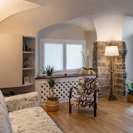 Canneto, Really Downtown 2 * ジェノヴァ